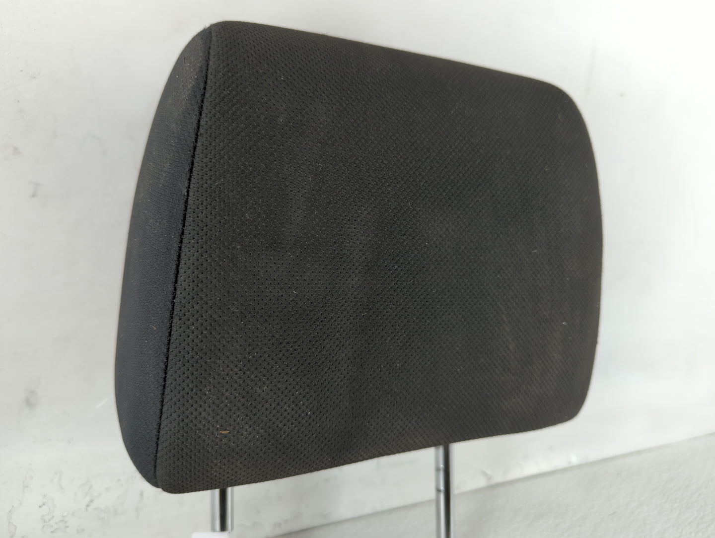 2013 Nissan Rogue Headrest Head Rest Front Driver Passenger Seat Fits OEM Used Auto Parts - Oemusedautoparts1.com