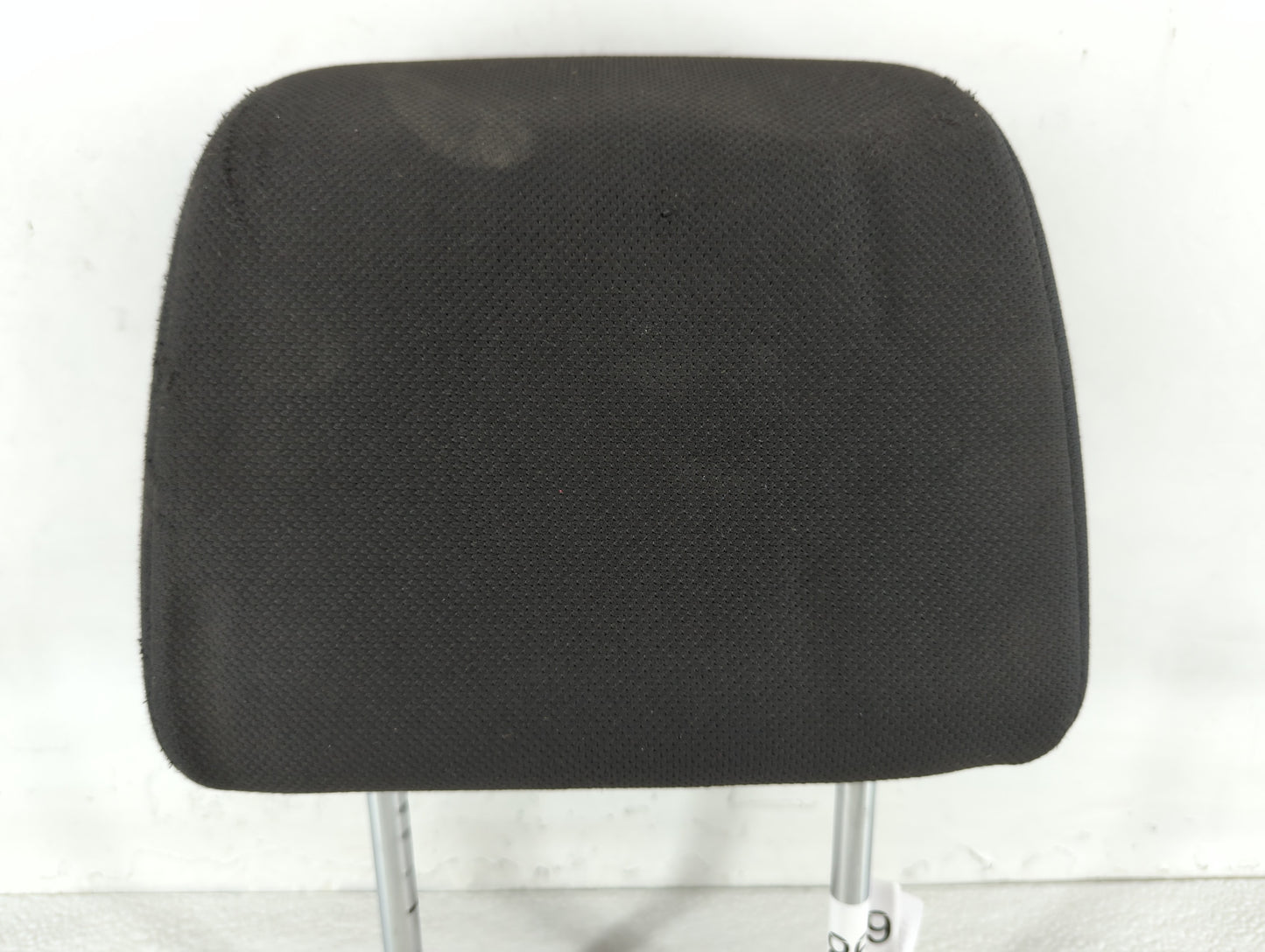 2013 Nissan Rogue Headrest Head Rest Front Driver Passenger Seat Fits OEM Used Auto Parts - Oemusedautoparts1.com