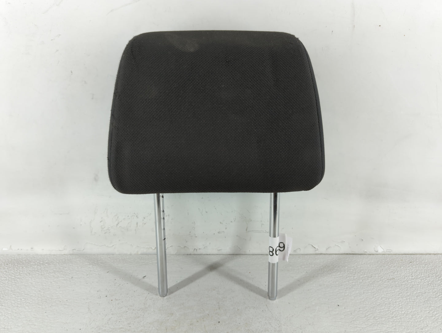 2013 Nissan Rogue Headrest Head Rest Front Driver Passenger Seat Fits OEM Used Auto Parts - Oemusedautoparts1.com