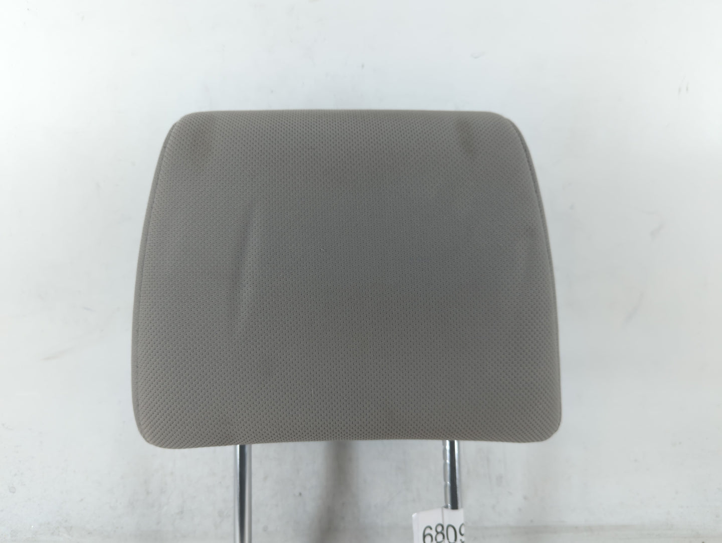 2013 Nissan Rogue Headrest Head Rest Front Driver Passenger Seat Fits OEM Used Auto Parts - Oemusedautoparts1.com