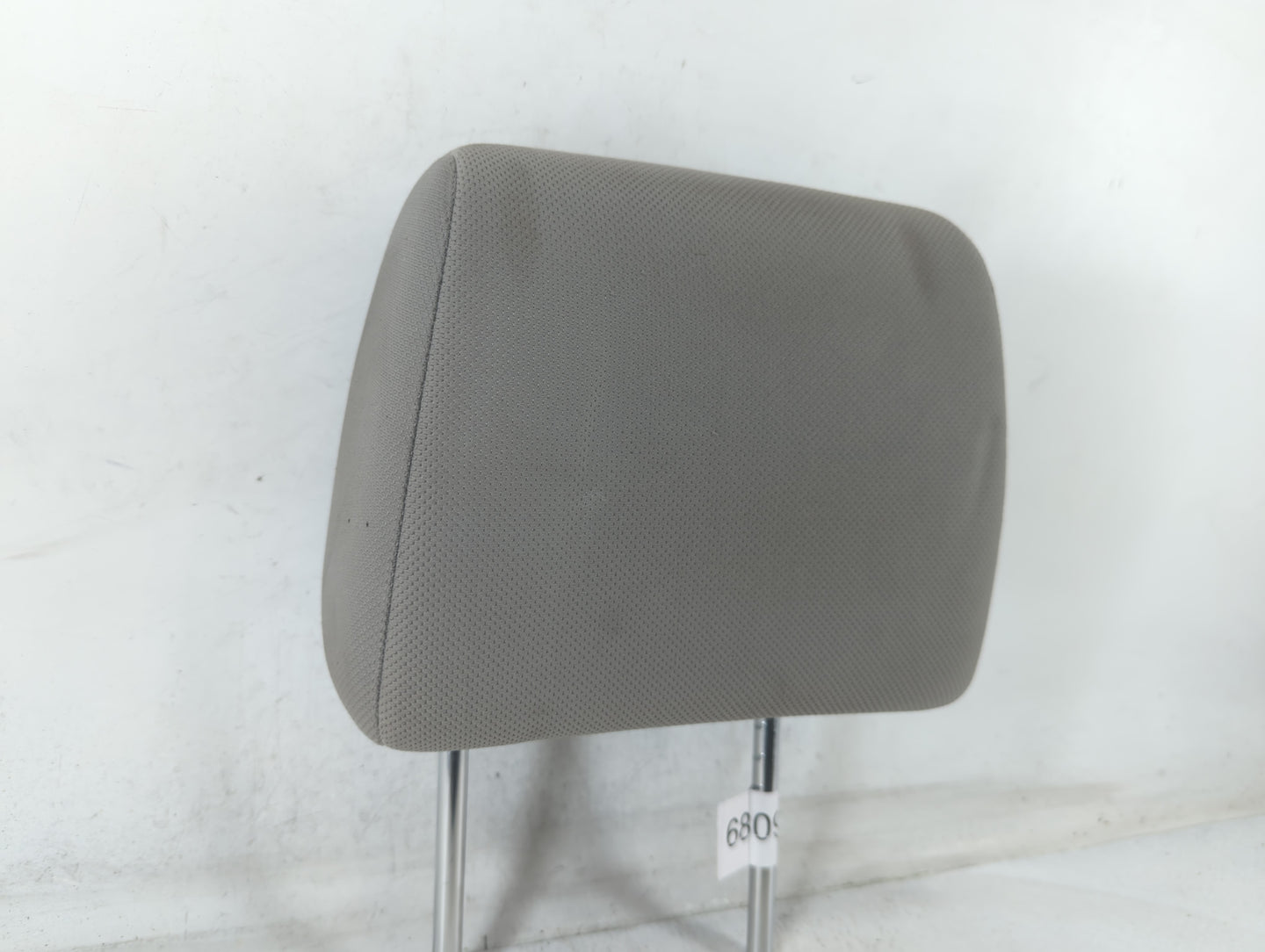 2013 Nissan Rogue Headrest Head Rest Front Driver Passenger Seat Fits OEM Used Auto Parts - Oemusedautoparts1.com