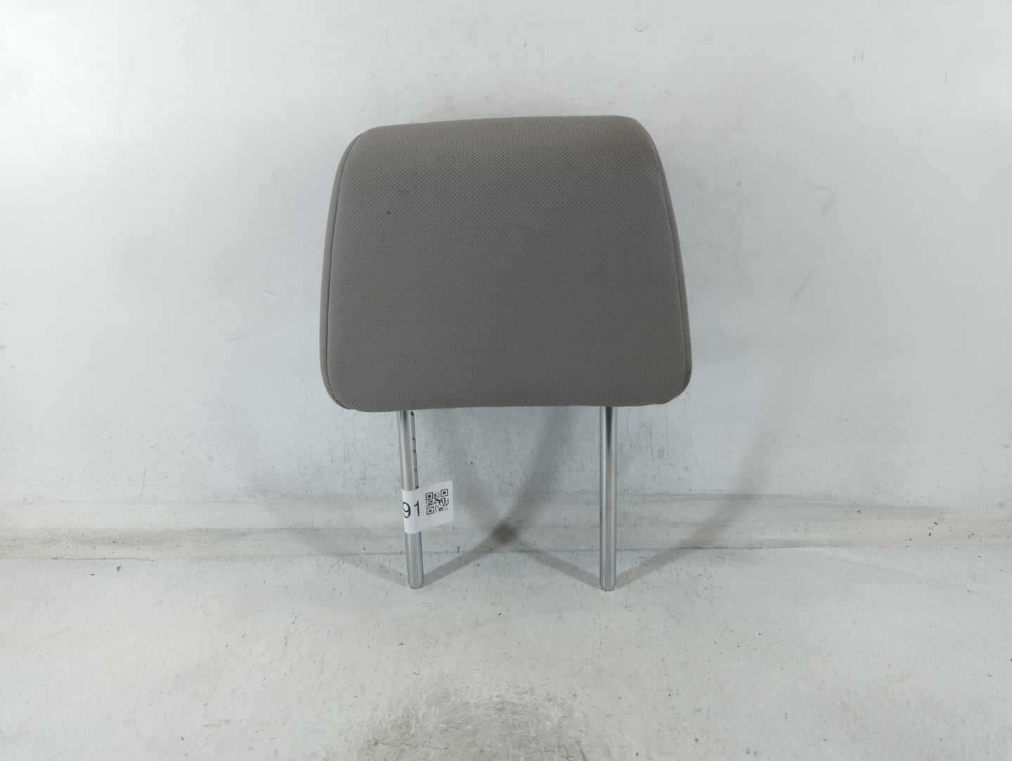 2013 Nissan Rogue Headrest Head Rest Front Driver Passenger Seat Fits OEM Used Auto Parts - Oemusedautoparts1.com