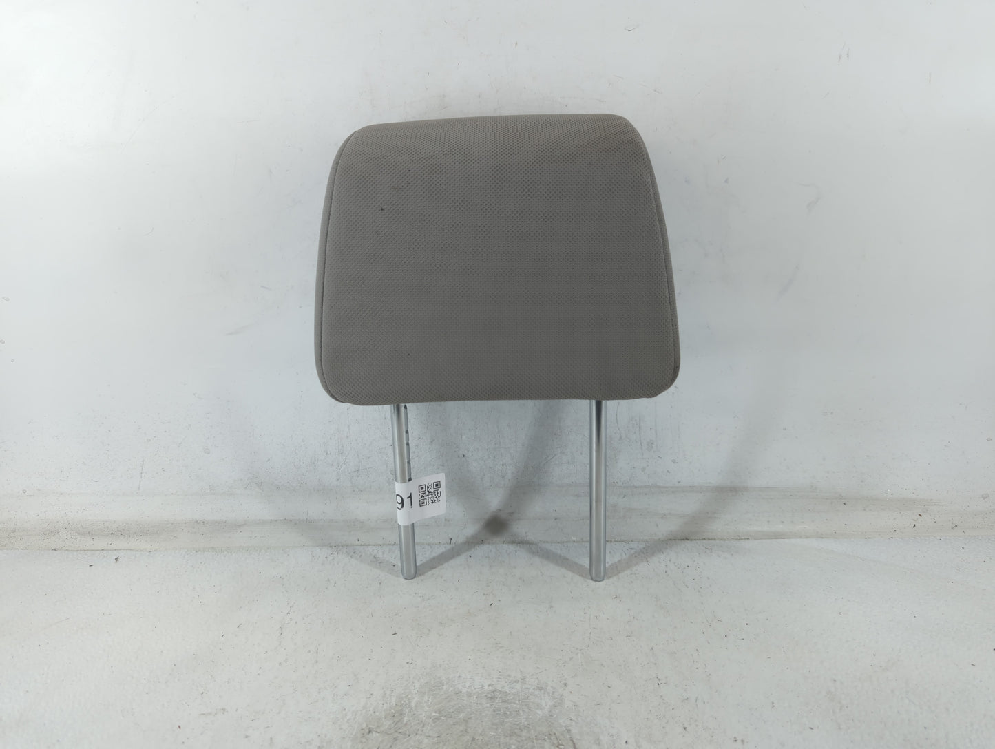 2013 Nissan Rogue Headrest Head Rest Front Driver Passenger Seat Fits OEM Used Auto Parts - Oemusedautoparts1.com