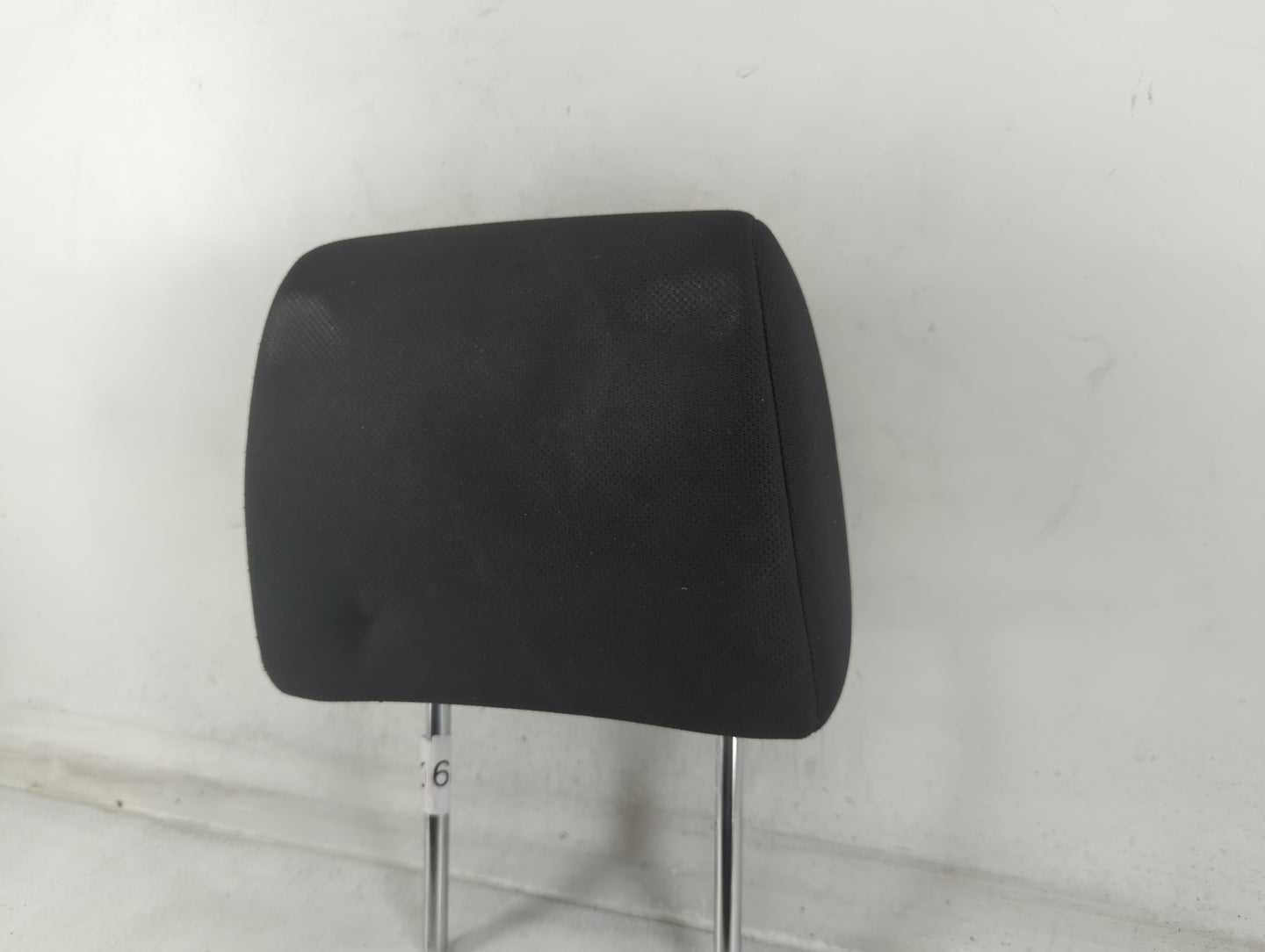 2013 Nissan Rogue Headrest Head Rest Front Driver Passenger Seat Fits OEM Used Auto Parts - Oemusedautoparts1.com