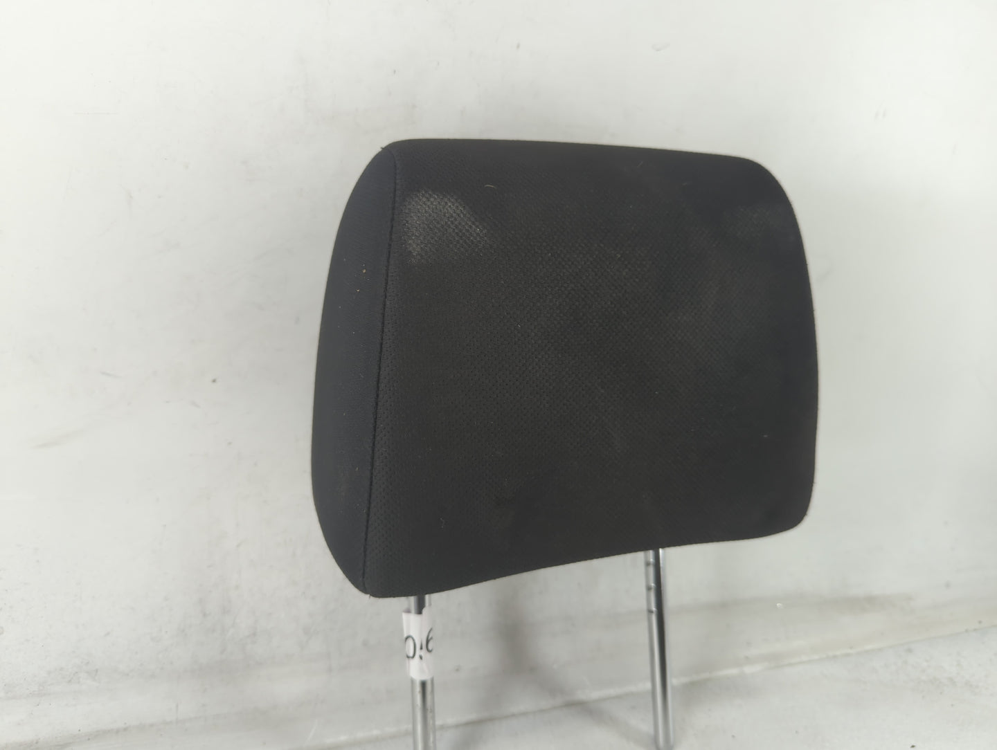 2013 Nissan Rogue Headrest Head Rest Front Driver Passenger Seat Fits OEM Used Auto Parts - Oemusedautoparts1.com