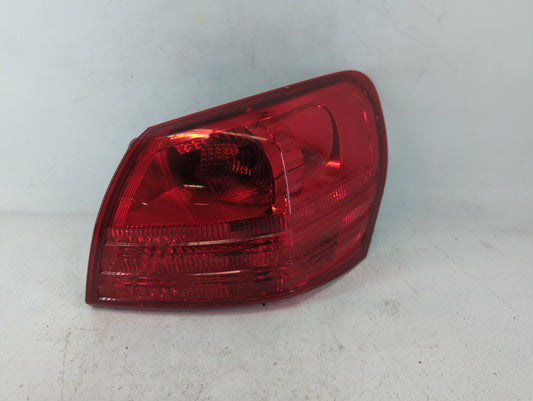 2008-2015 Nissan Rogue Tail Light Assembly Passenger Right OEM Fits Fits 2008 2009 2010 2011 2012 2013 2014 2015 OEM Used Au