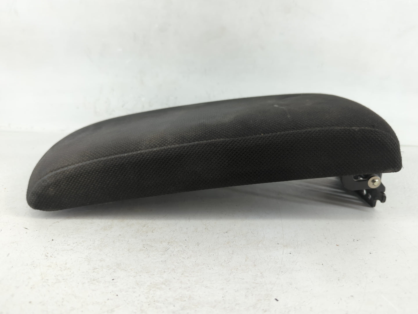 2013-2015 Nissan Rogue Center Console Armrest Cover Lid Fits Fits 2013 2014 2015 OEM Used Auto Parts - Oemusedautoparts1.com