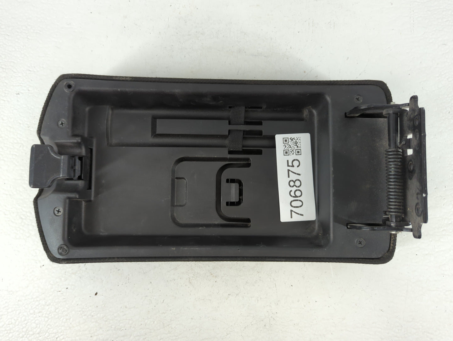 2013-2015 Nissan Rogue Center Console Armrest Cover Lid Fits Fits 2013 2014 2015 OEM Used Auto Parts - Oemusedautoparts1.com