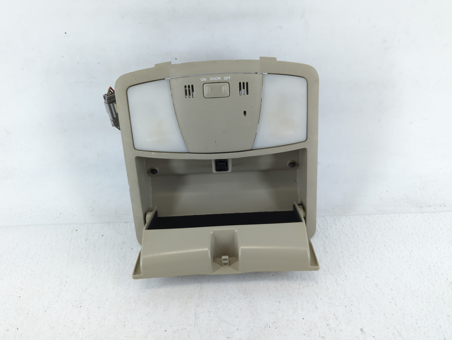2013 Nissan Rogue Overhead Roof Console - Oemusedautoparts1.com