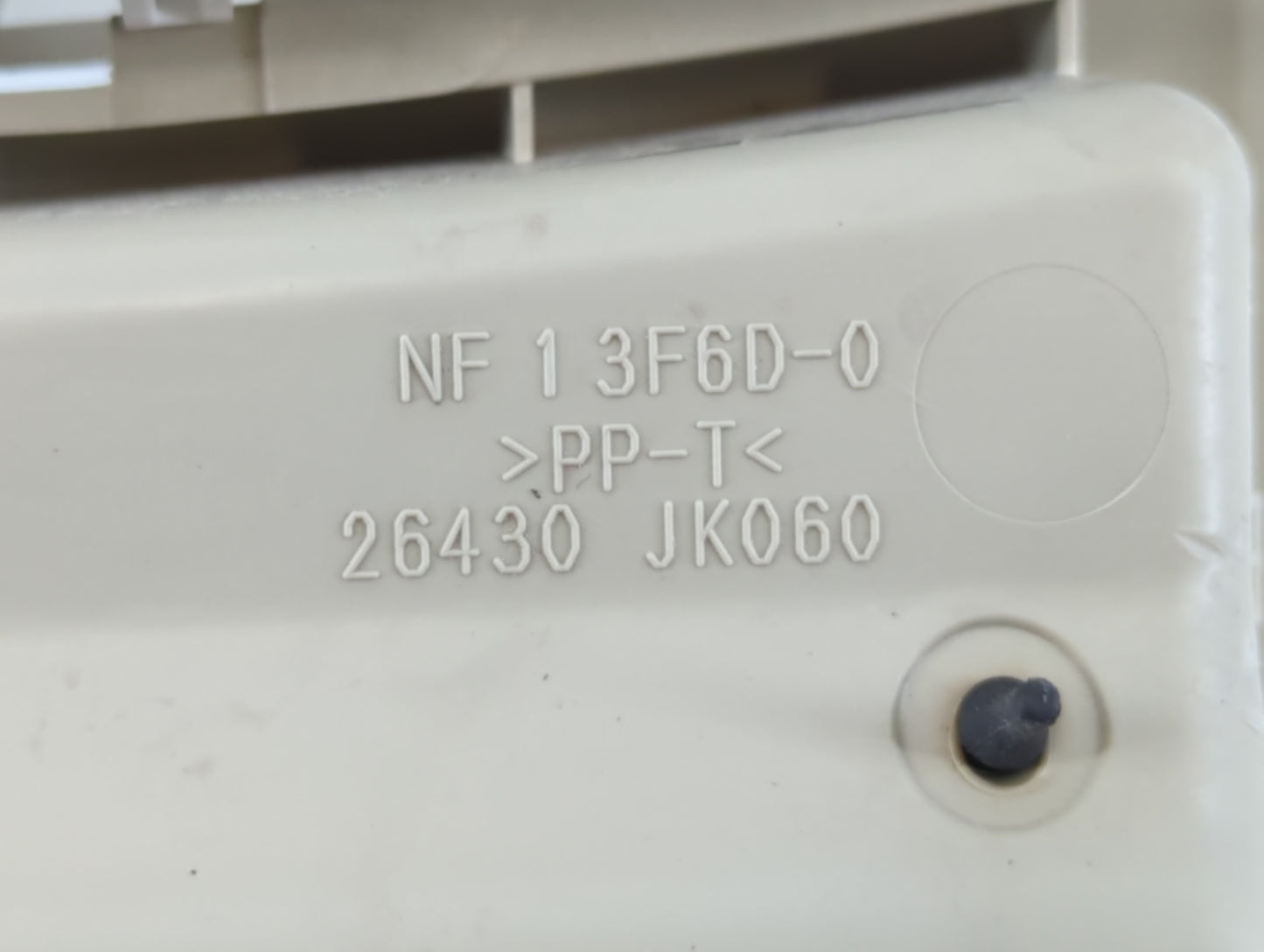 2013 Nissan Rogue Overhead Roof Console - Oemusedautoparts1.com