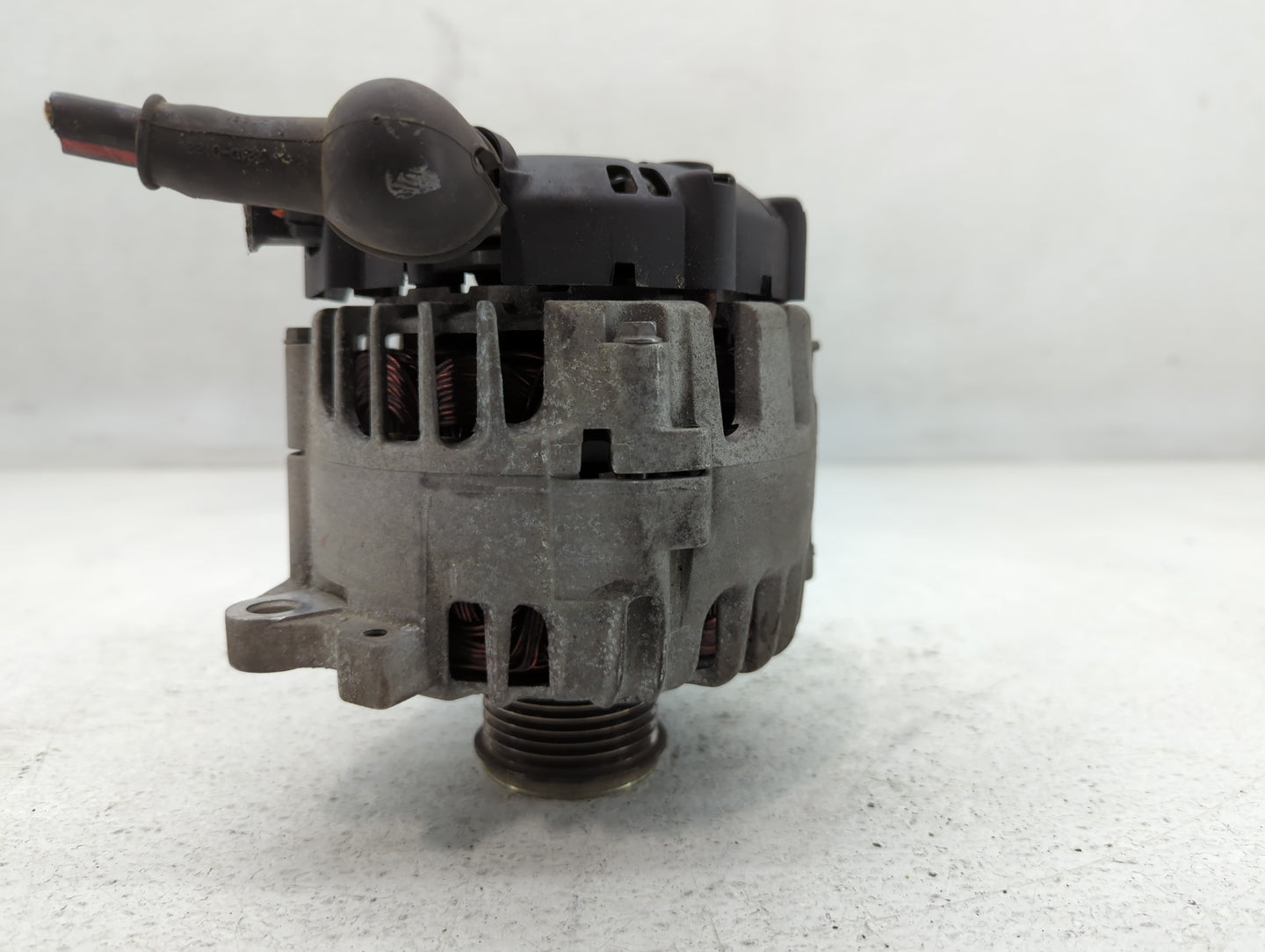 2011-2015 Nissan Rogue Alternator Replacement Generator Charging Assembly Engine OEM P/N:2611949 A 23100 JA02C Fits OEM Used