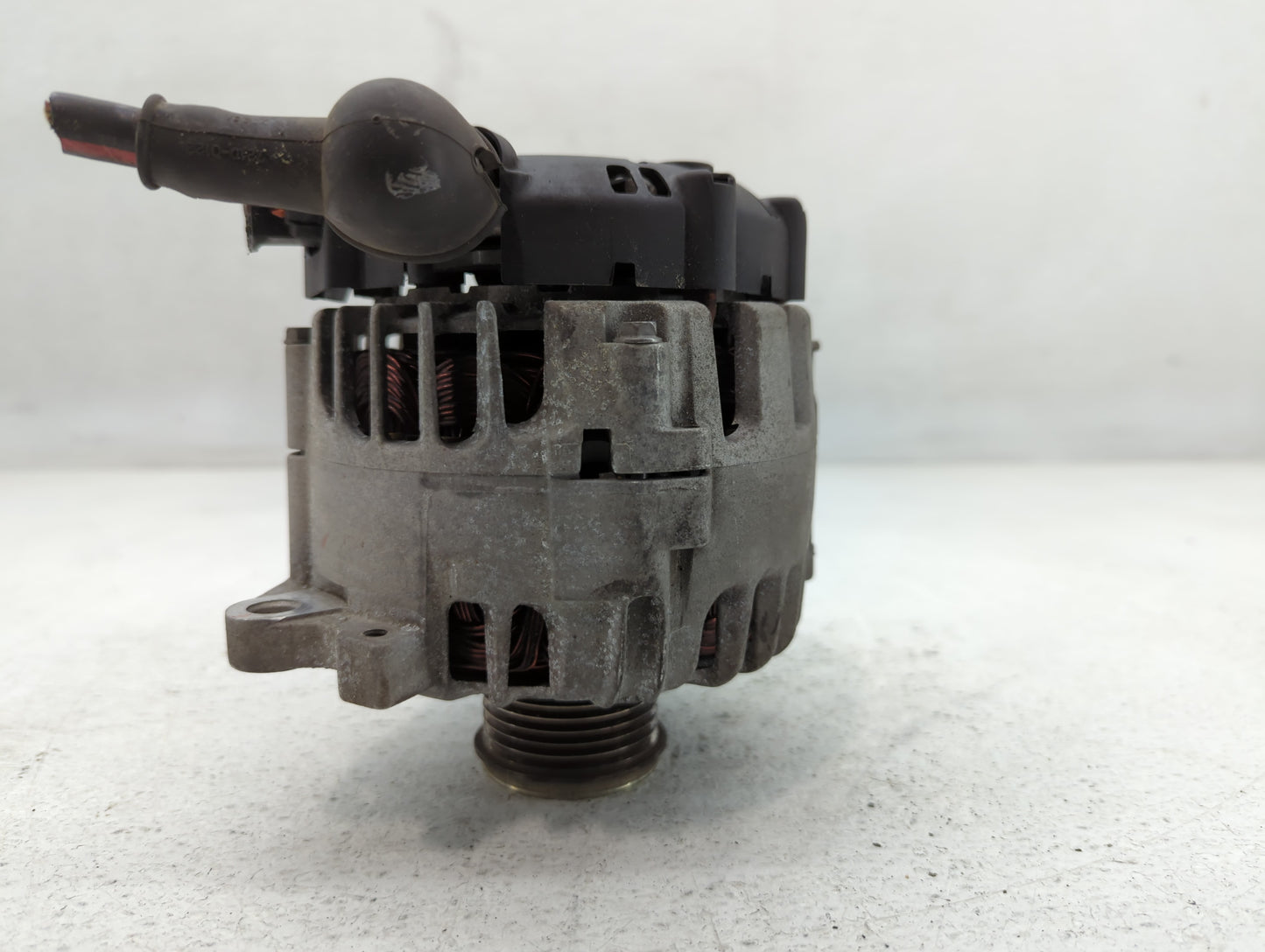 2011-2015 Nissan Rogue Alternator Replacement Generator Charging Assembly Engine OEM P/N:2611949 A 23100 JA02C Fits OEM Used