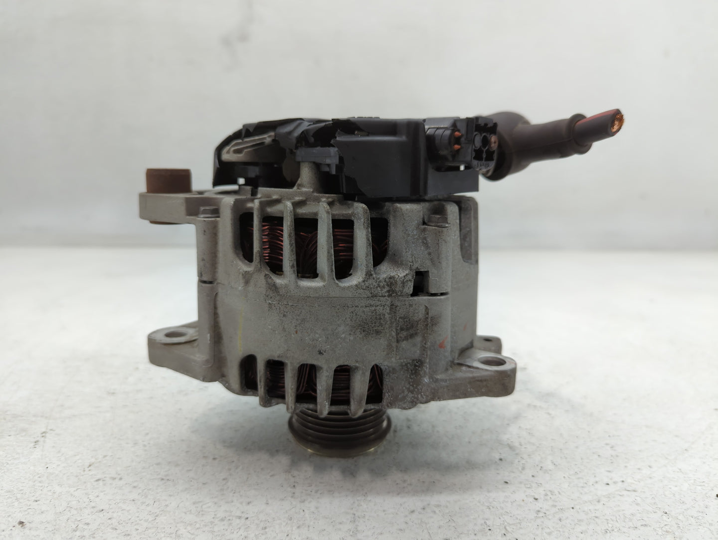 2011-2015 Nissan Rogue Alternator Replacement Generator Charging Assembly Engine OEM P/N:2611949 A 23100 JA02C Fits OEM Used