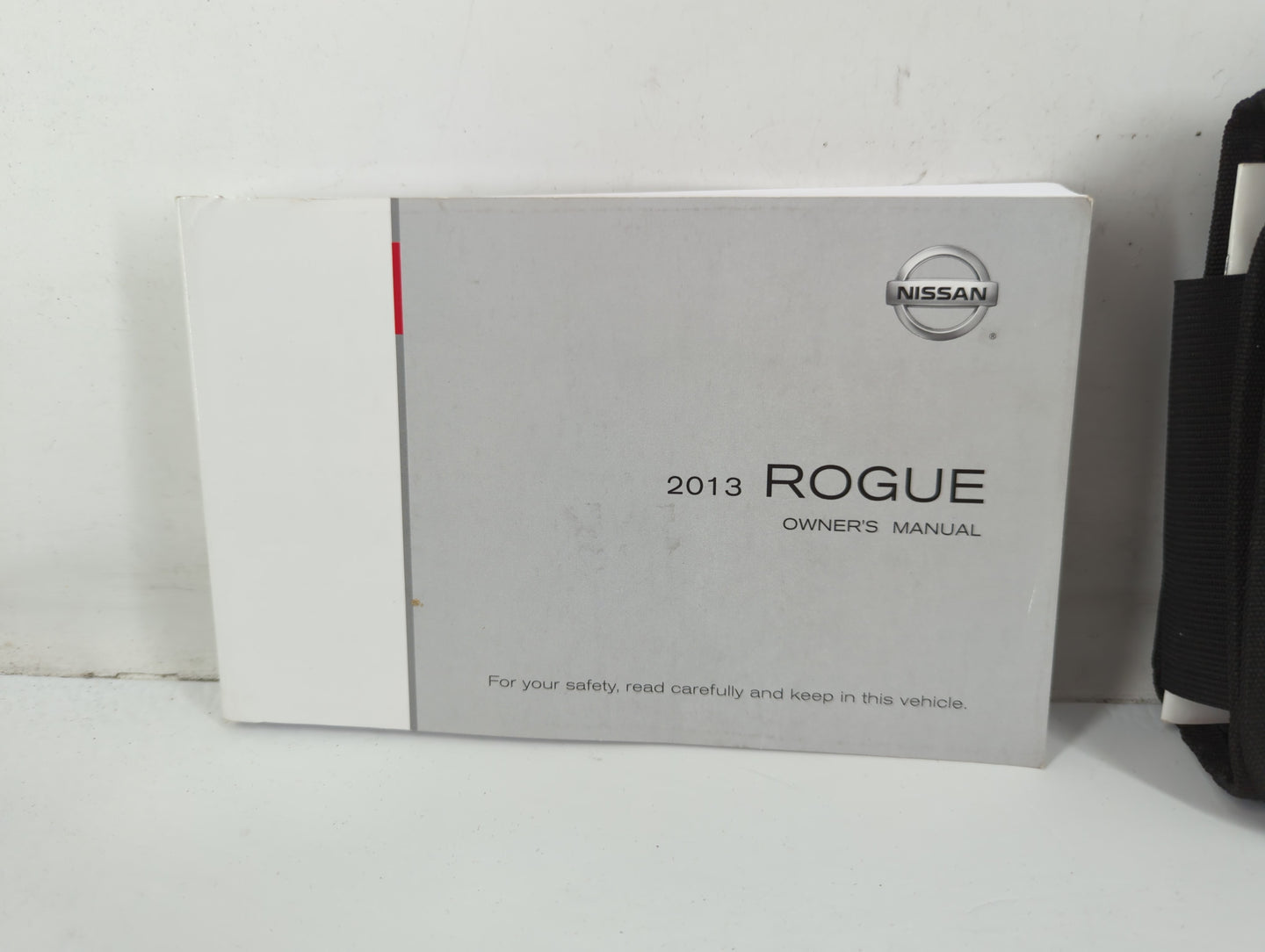 2013 Nissan Rogue Owners Manual Book Guide P/N:OM3E-0S35U0 OEM Used Auto Parts - Oemusedautoparts1.com