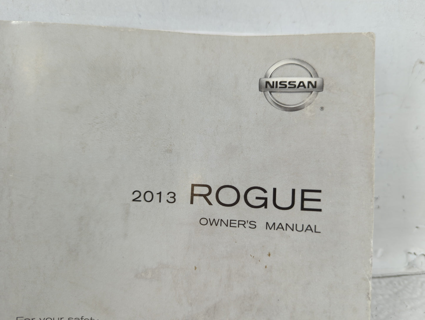 2013 Nissan Rogue Owners Manual Book Guide P/N:T00UM-JM04D OEM Used Auto Parts - Oemusedautoparts1.com