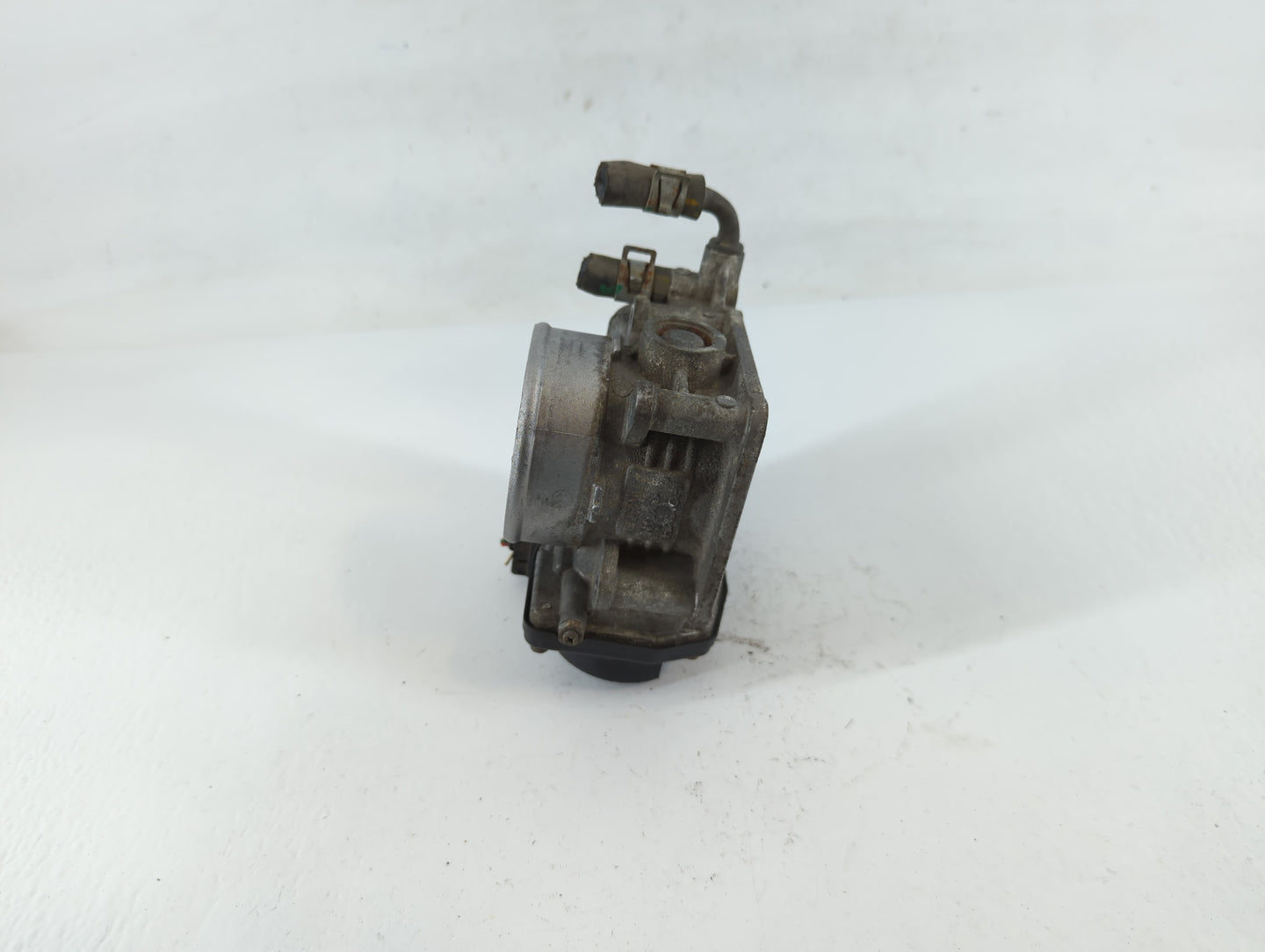 2011-2015 Nissan Rogue Throttle Body P/N:0328H RME60-15 Fits Fits 2011 2012 2013 2014 2015 OEM Used Auto Parts - Oemusedauto