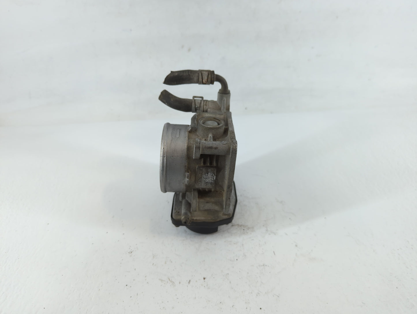 2011-2015 Nissan Rogue Throttle Body P/N:0925H RME60-15 Fits Fits 2011 2012 2013 2014 2015 OEM Used Auto Parts - Oemusedauto