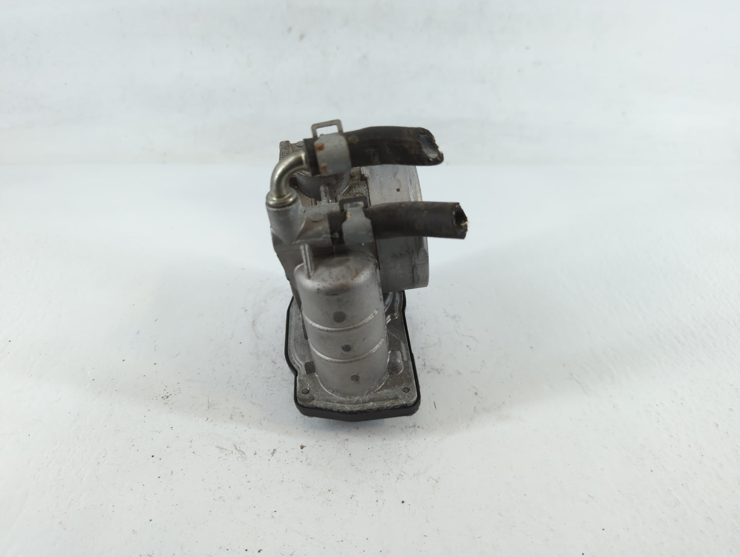 2011-2015 Nissan Rogue Throttle Body P/N:0925H RME60-15 Fits Fits 2011 2012 2013 2014 2015 OEM Used Auto Parts - Oemusedauto