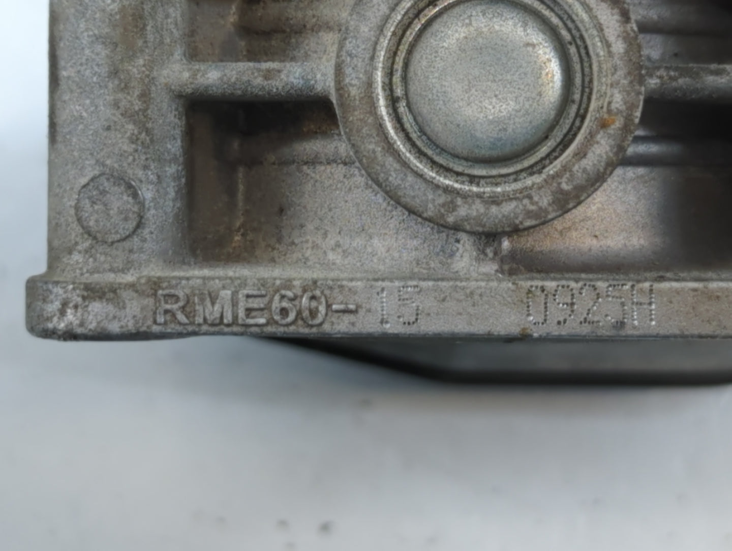 2011-2015 Nissan Rogue Throttle Body P/N:0925H RME60-15 Fits Fits 2011 2012 2013 2014 2015 OEM Used Auto Parts - Oemusedauto