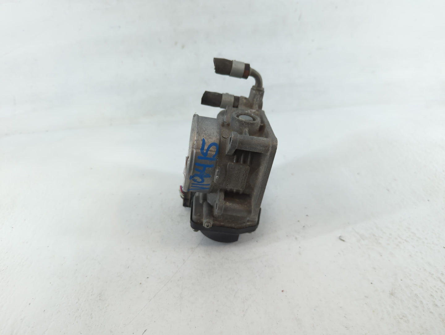 2011-2015 Nissan Rogue Throttle Body P/N:3109S RME60-15 Fits Fits 2011 2012 2013 2014 2015 OEM Used Auto Parts - Oemusedauto
