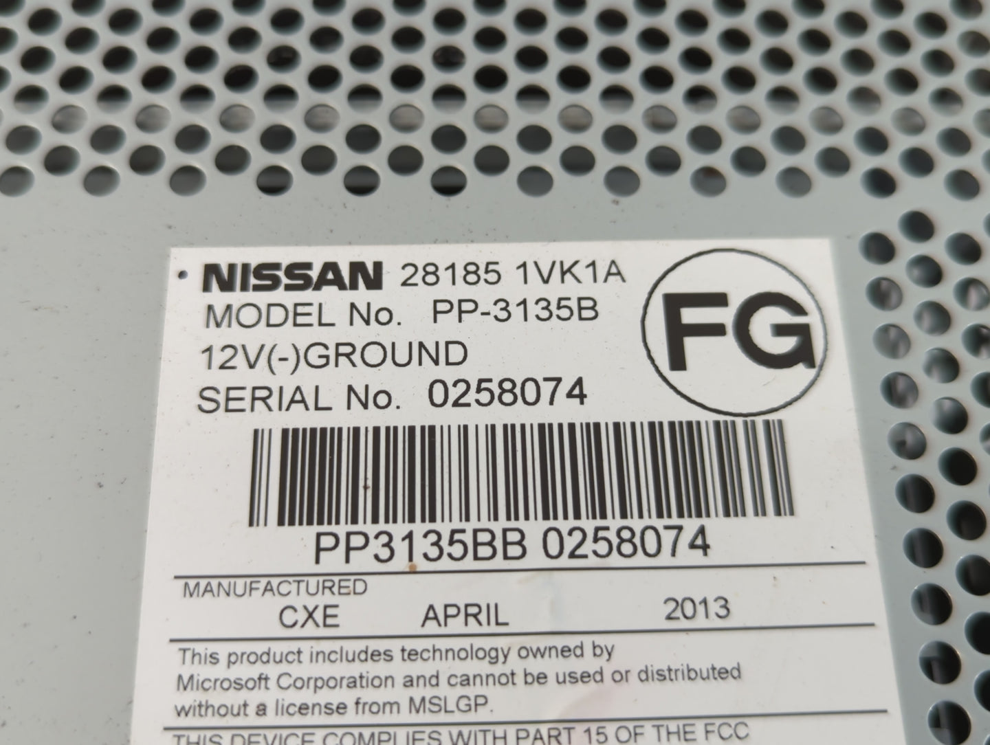 2011-2015 Nissan Rogue Am Fm Cd Player Radio Receiver - Oemusedautoparts1.com