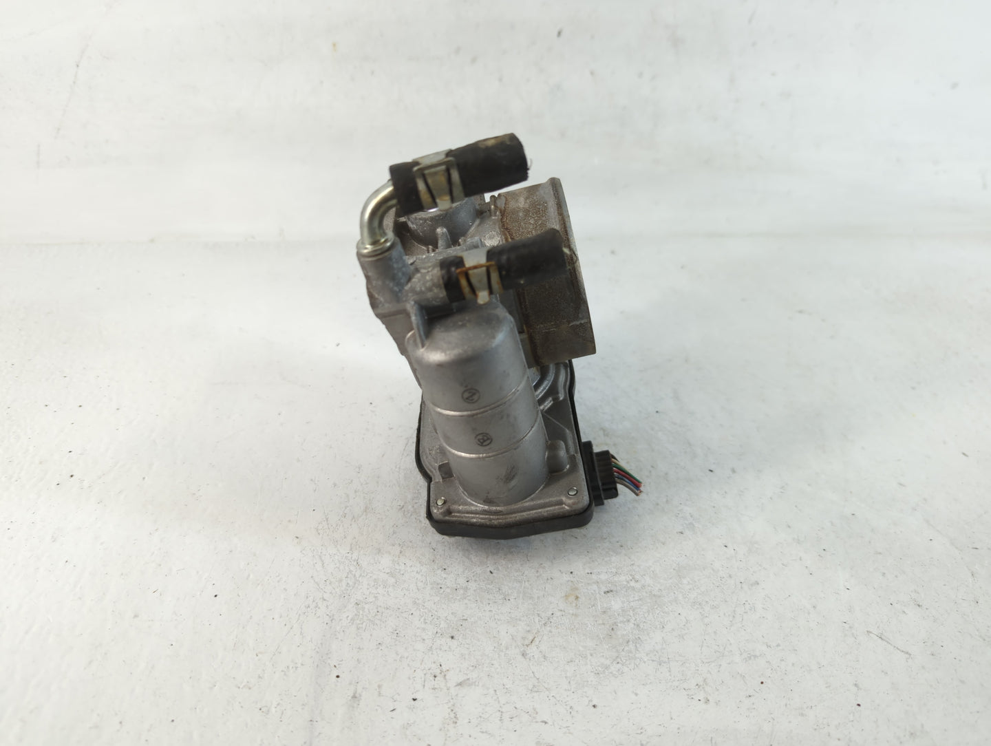 2011-2015 Nissan Rogue Throttle Body P/N:3423S RME60-15 Fits Fits 2011 2012 2013 2014 2015 OEM Used Auto Parts - Oemusedauto