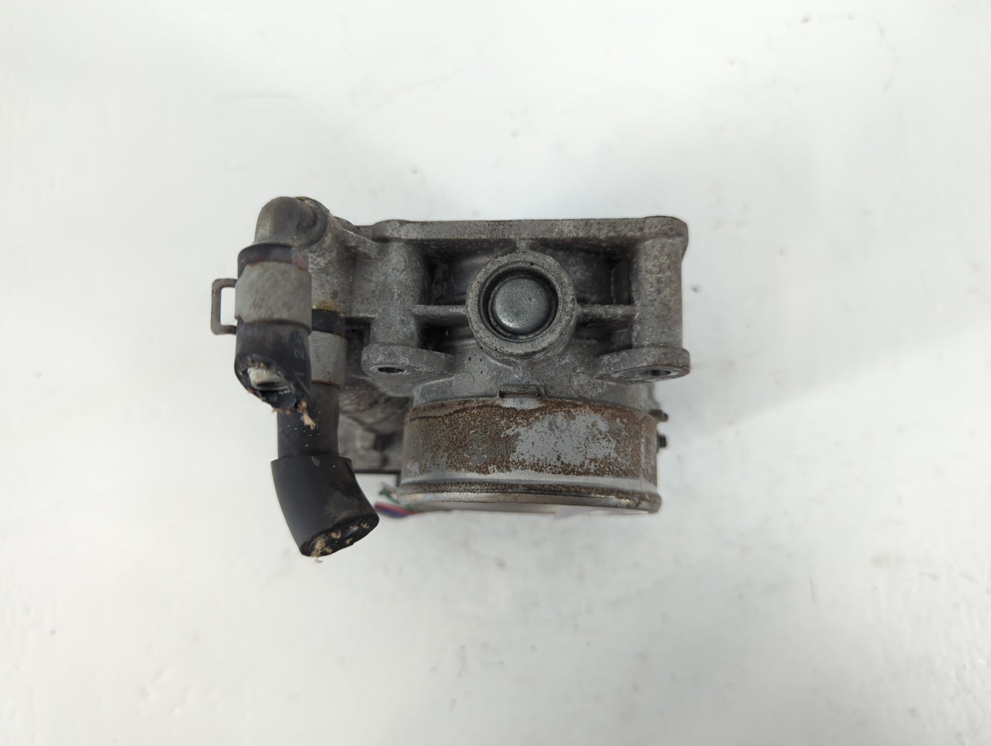 2011-2015 Nissan Rogue Throttle Body P/N:K 2207 3 526-01 Fits Fits 2011 2012 2013 2014 2015 OEM Used Auto Parts - Oemusedaut