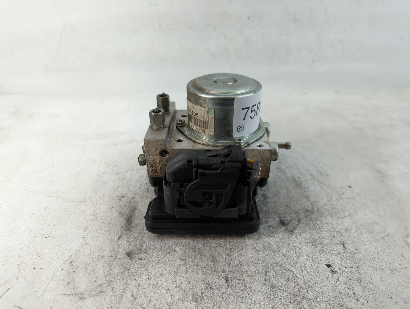2013 Nissan Rogue Master Power Window Switch Replacement Driver Side Left P/N:31271110 TD8405 Fits OEM Used Auto Parts - Oem