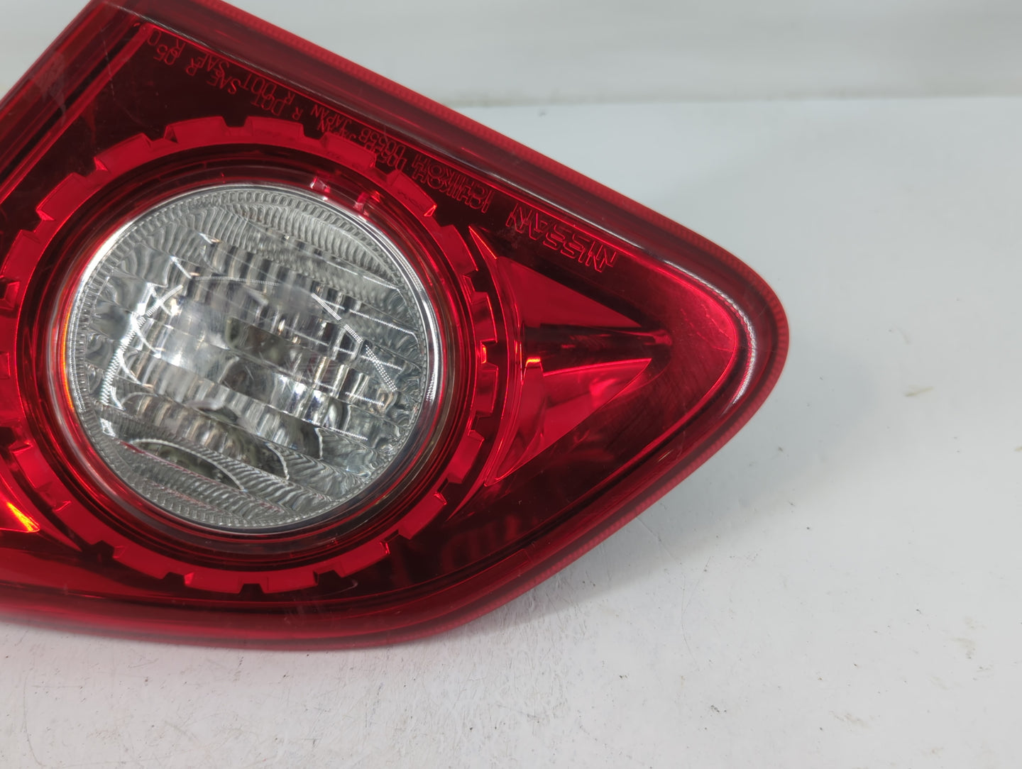 2009-2015 Nissan Rogue Tail Light Assembly Passenger Right OEM P/N:C83 RH Fits Fits 2009 2010 2011 2012 2013 2014 2015 OEM U