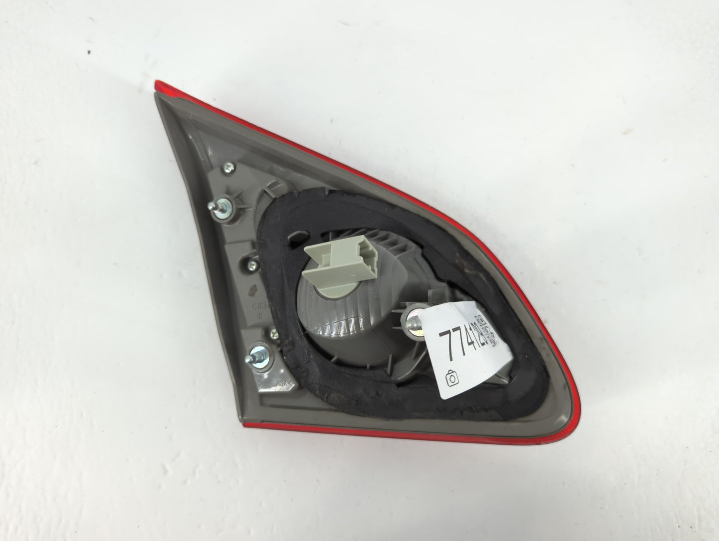 2009-2015 Nissan Rogue Tail Light Assembly Passenger Right OEM P/N:C83 RH Fits Fits 2009 2010 2011 2012 2013 2014 2015 OEM U
