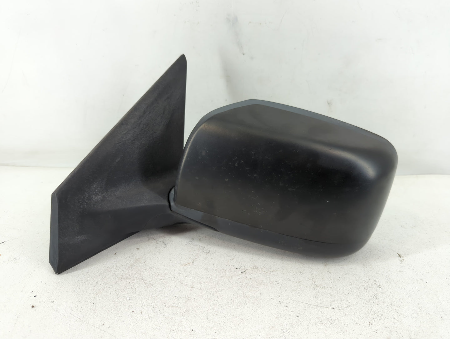 2008-2015 Nissan Rogue Driver Side View Mirror - Left Door Mirror OEM Used - Oemusedautoparts1.com