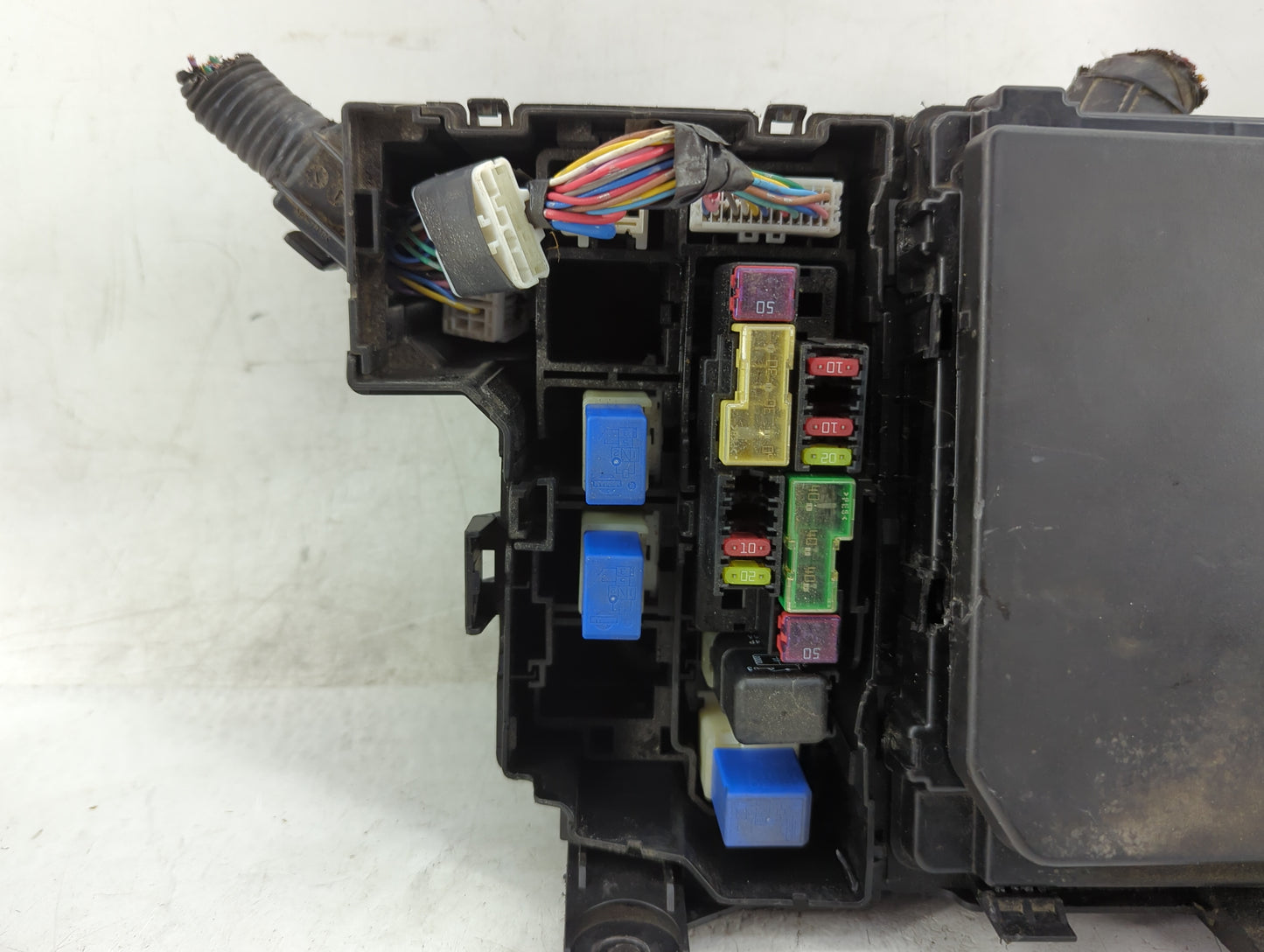 2012-2015 Nissan Rogue Fusebox Fuse Box Panel Relay Module Fits Fits 2012 2013 2014 2015 OEM Used Auto Parts - Oemusedautopa
