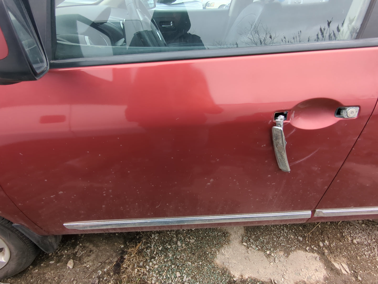 2011-2014 Nissan Rogue Driver Front Door Oem 836658 - Oemusedautoparts1.com