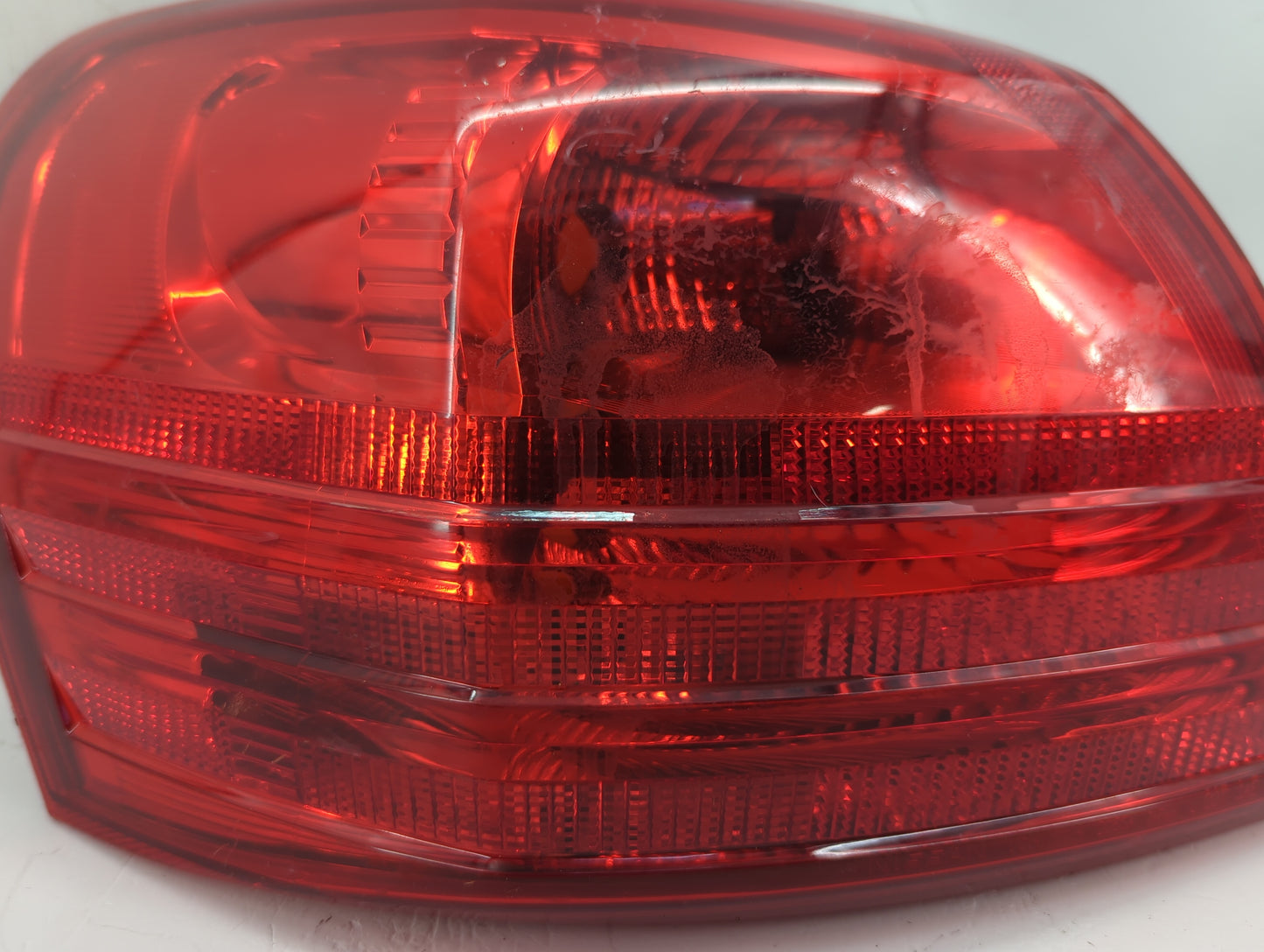2008-2015 Nissan Rogue Tail Light Assembly Driver Left OEM Fits Fits 2008 2009 2010 2011 2012 2013 2014 2015 OEM Used Auto P