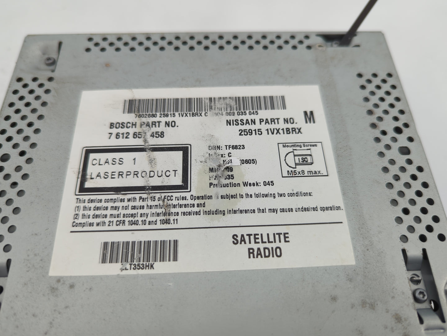 2012-2015 Nissan Rogue Radio AM FM Cd Player Receiver Replacement Fits Fits 2012 2013 2014 2015 OEM Used Auto Parts - Oemuse
