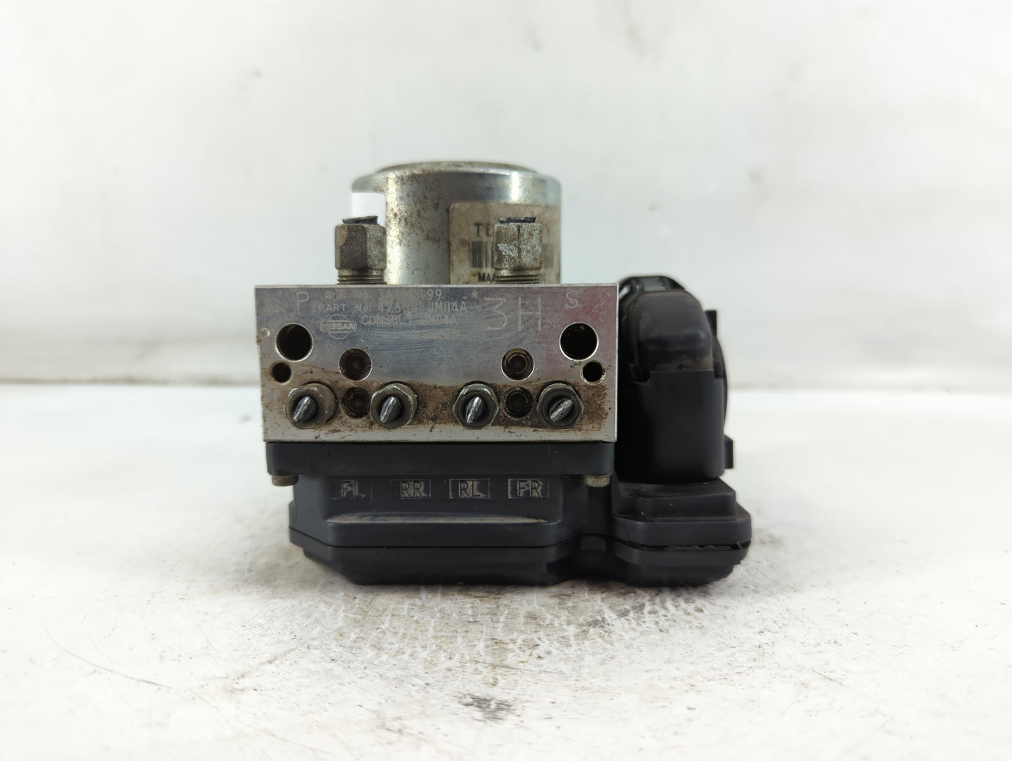 2012-2015 Nissan Rogue ABS Pump Control Module Replacement Fits Fits 2012 2013 2014 2015 OEM Used Auto Parts - Oemusedautopa