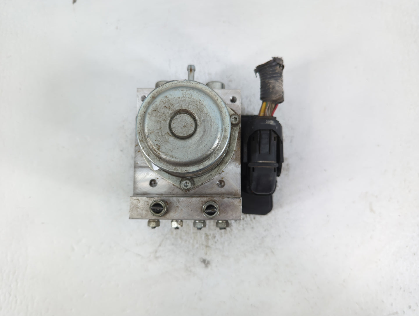 2012-2015 Nissan Rogue ABS Pump Control Module Replacement Fits Fits 2012 2013 2014 2015 OEM Used Auto Parts - Oemusedautopa