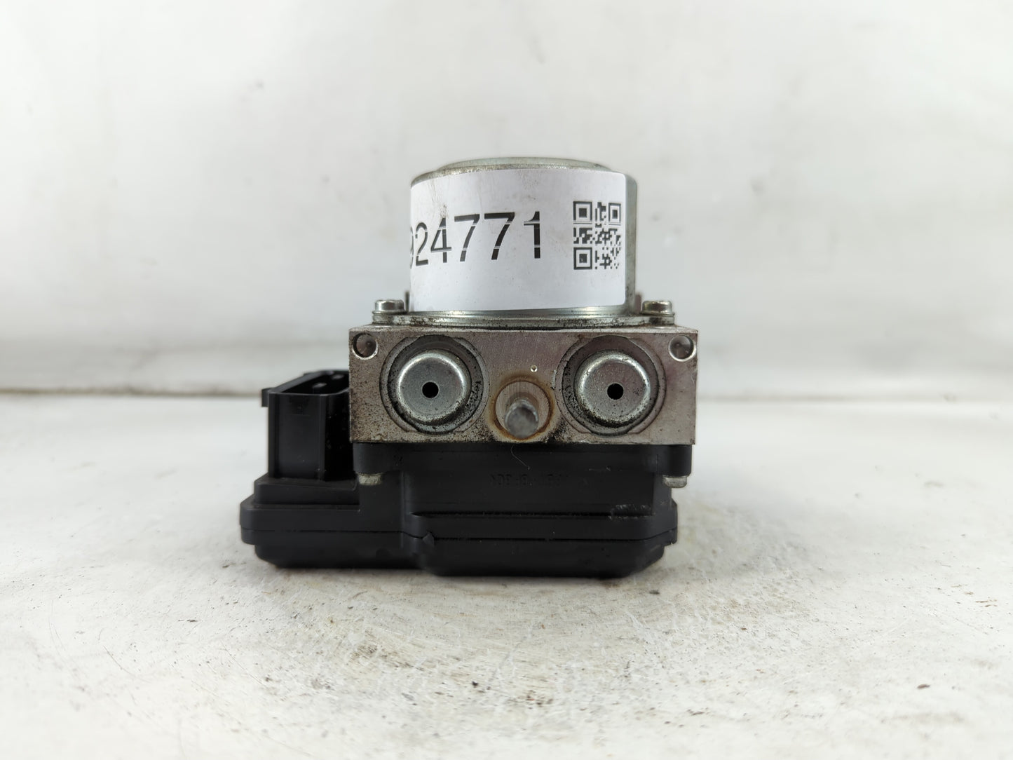 2012-2015 Nissan Rogue ABS Pump Control Module Replacement P/N:TD8405 Fits Fits 2012 2013 2014 2015 OEM Used Auto Parts - Oe