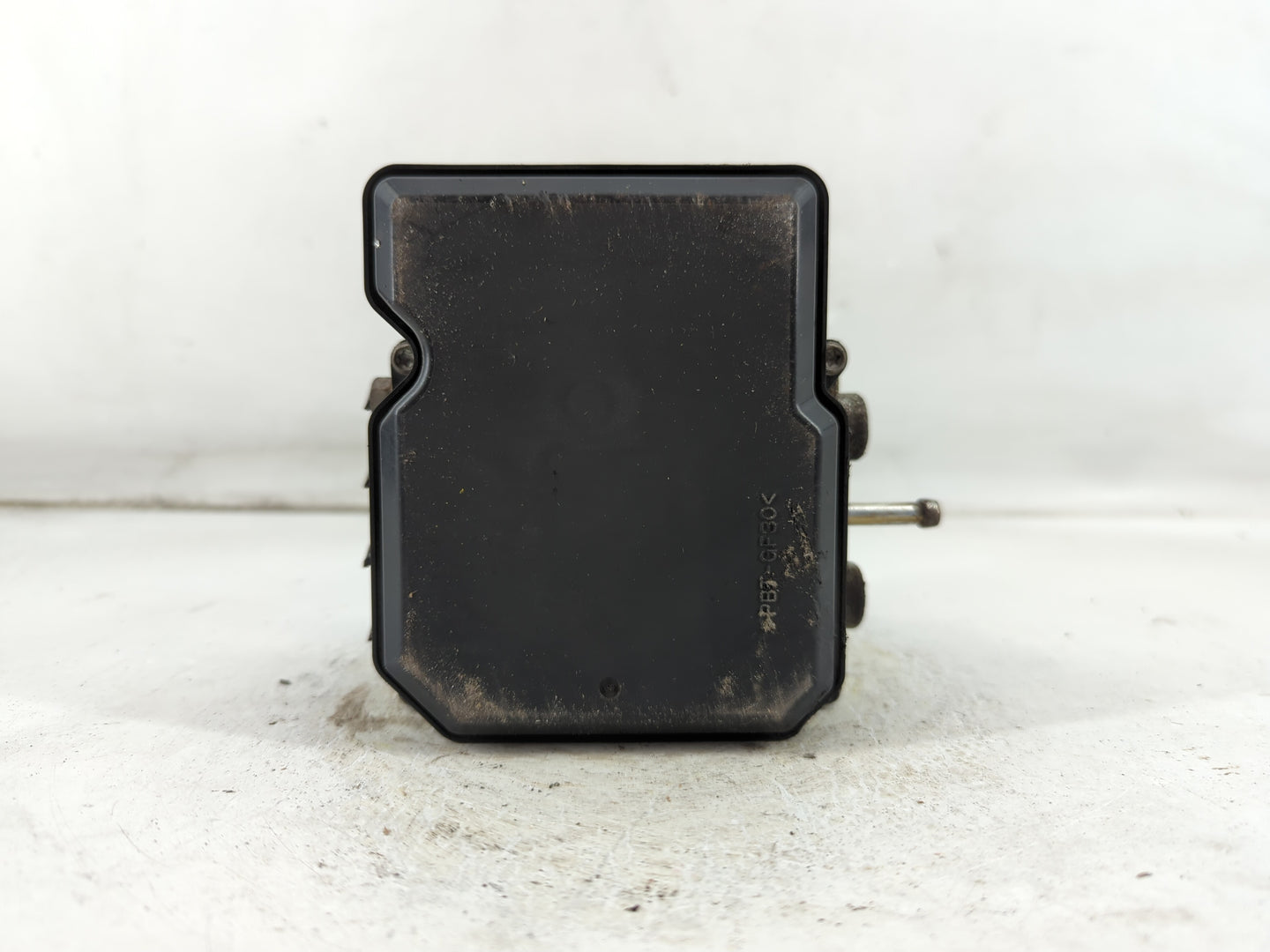 2012-2015 Nissan Rogue ABS Pump Control Module Replacement P/N:TD8405 Fits Fits 2012 2013 2014 2015 OEM Used Auto Parts - Oe