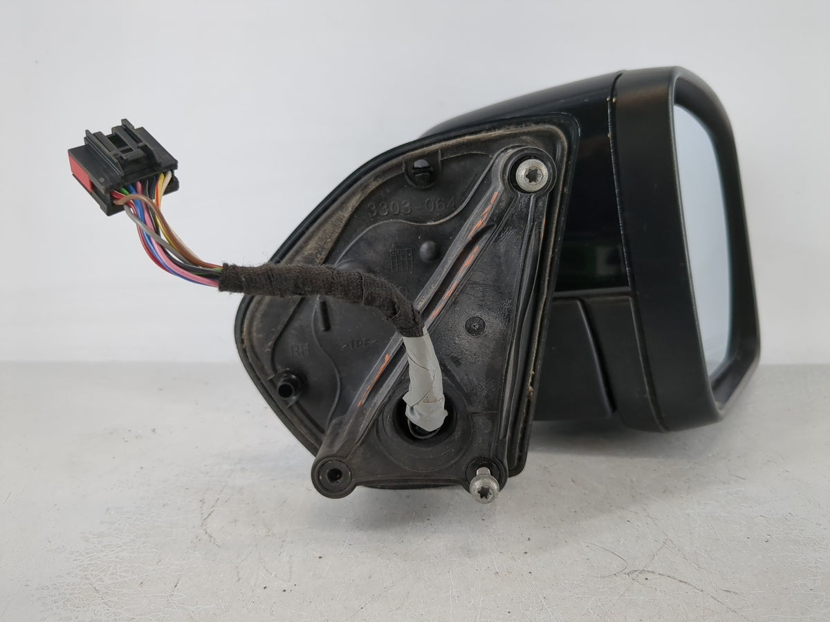 2013 Nissan Rogue Sport Passenger Side View Mirror - Right Door Mirror OEM Used - Oemusedautoparts1.com