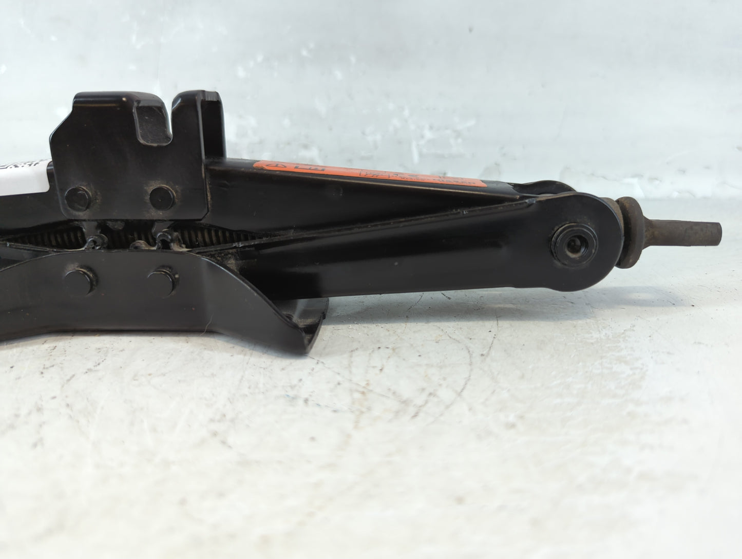 2013 Nissan Sentra Spare Scissor Car Jack 1071350 - Oemusedautoparts1.com