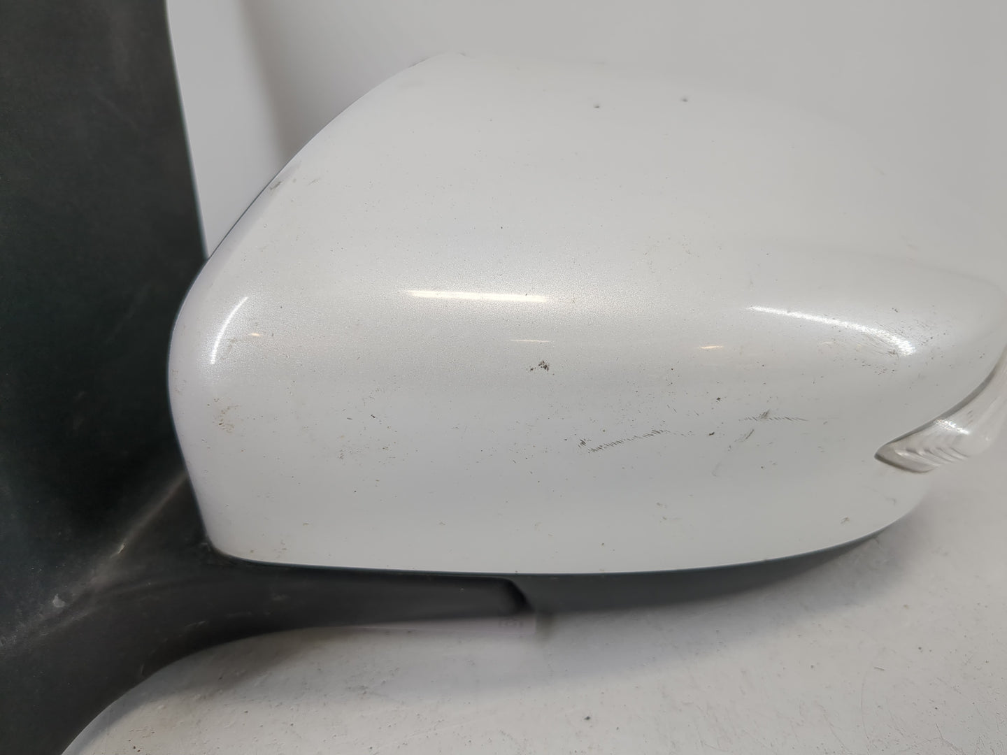 2013-2015 Nissan Sentra Driver Side View Mirror - Left Door Mirror OEM Used - Oemusedautoparts1.com