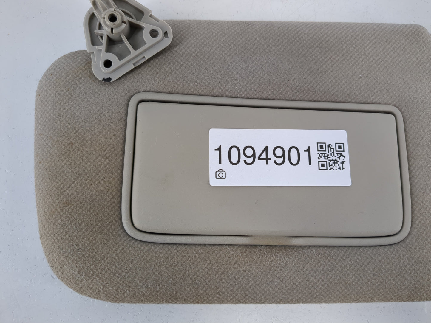 2013-2019 Nissan Sentra Sun Visor Shade Replacement Driver Left Mirror Fits Fits 2012 2013 2014 2015 2016 2017 2018 2019 OEM