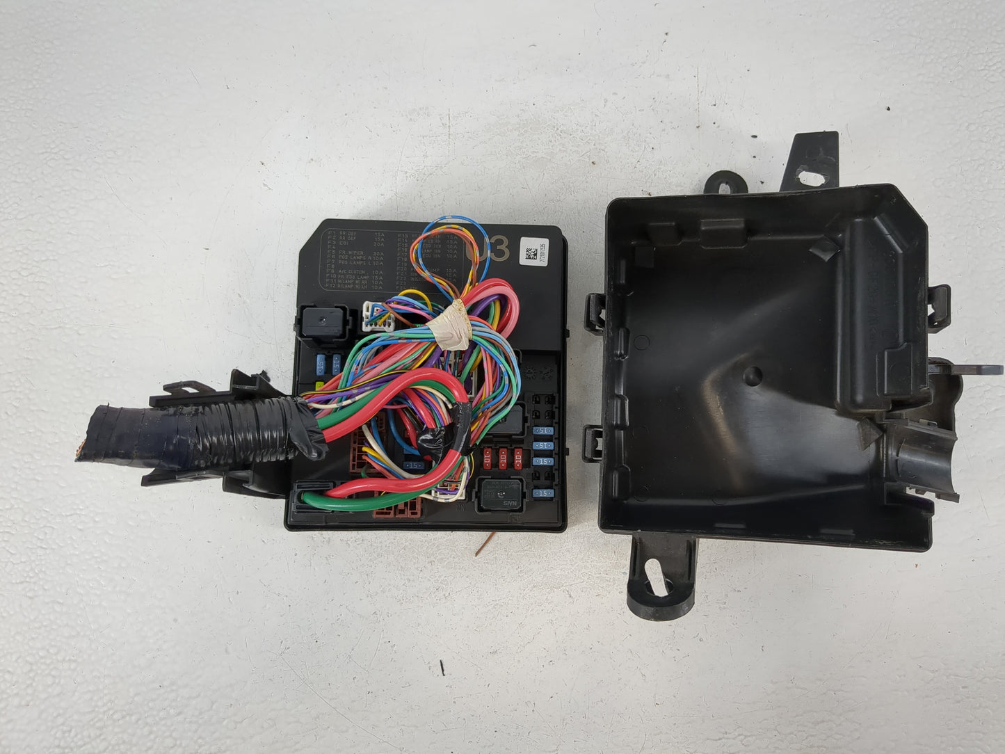 2013-2019 Nissan Sentra Fusebox Fuse Box Panel Relay Module P/N:284B7 3SG1A Fits Fits 2013 2014 2015 2016 2017 2018 2019 OEM