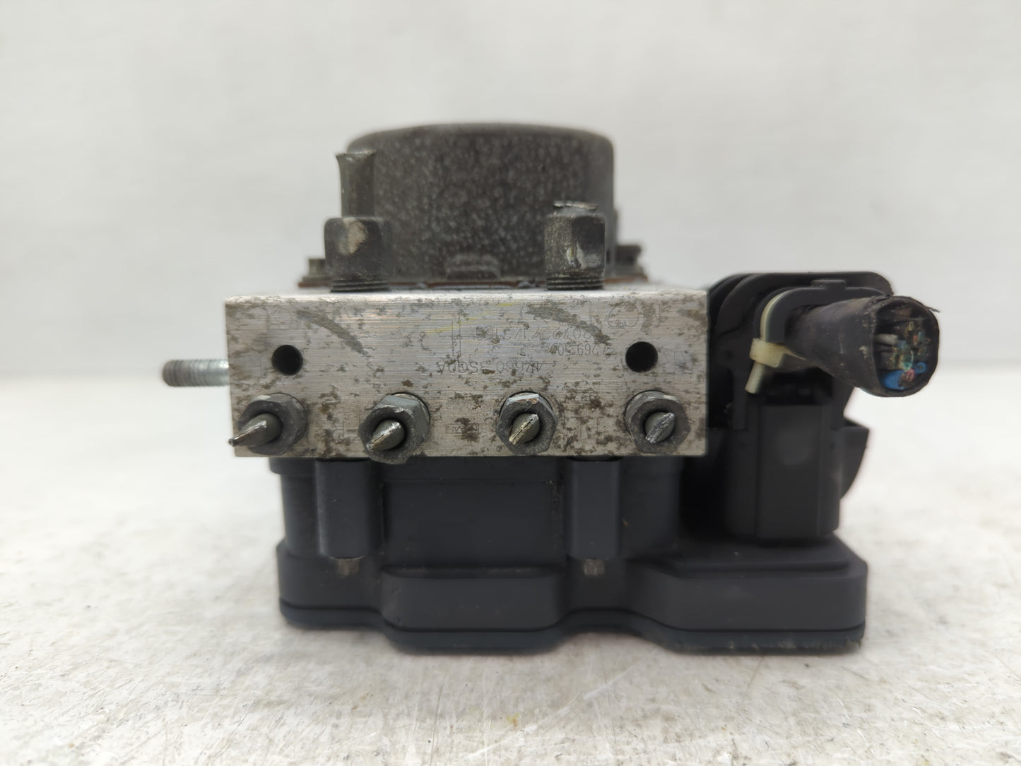 2013-2014 Nissan Sentra ABS Pump Control Module Replacement P/N:47660 3SG0A Fits Fits 2013 2014 OEM Used Auto Parts - Oemuse