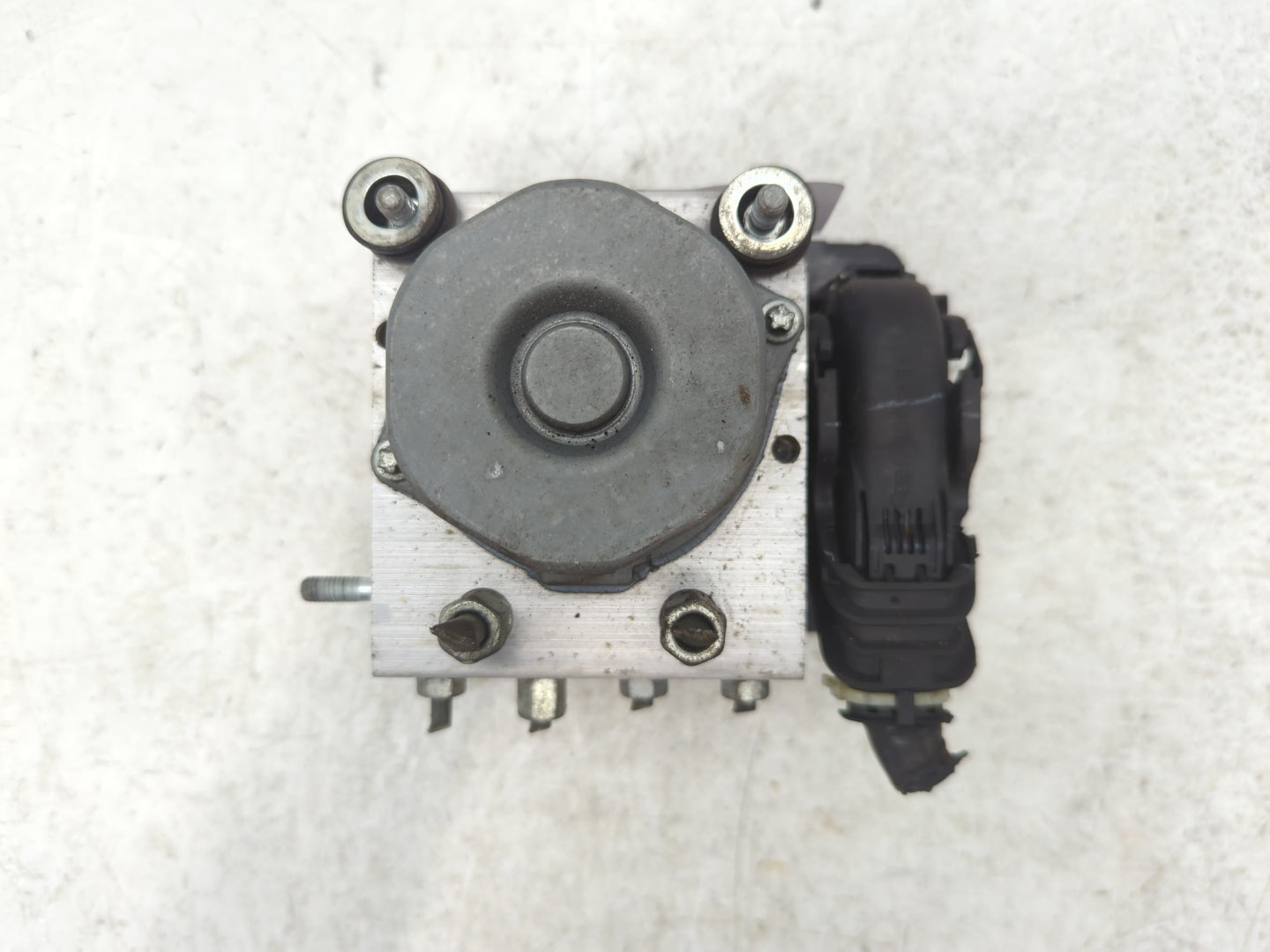 2013-2014 Nissan Sentra ABS Pump Control Module Replacement P/N:47660 3SG0A Fits Fits 2013 2014 OEM Used Auto Parts - Oemuse