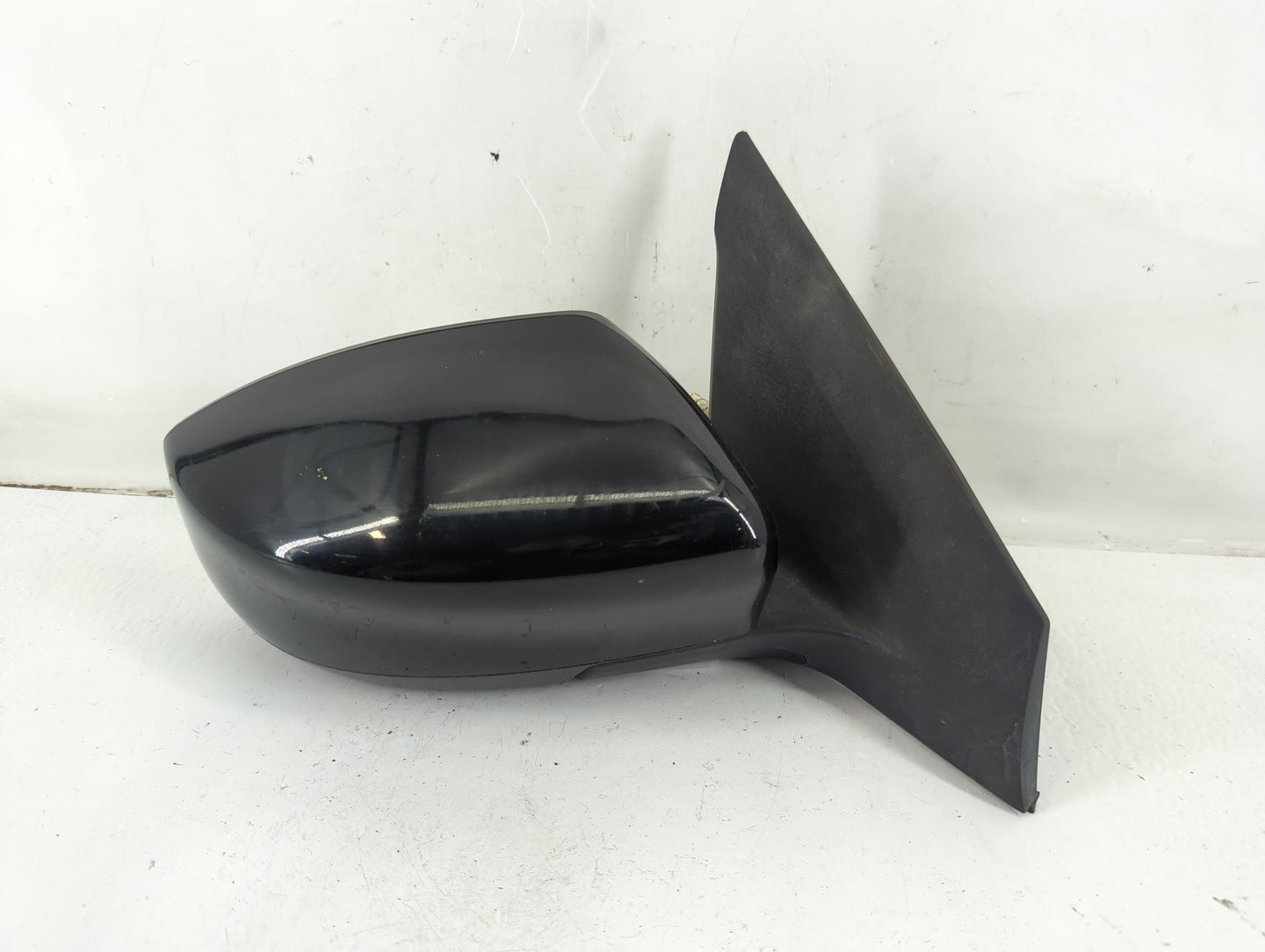 2013-2015 Nissan Sentra Passenger Side View Mirror - Right Door Mirror OEM Used - Oemusedautoparts1.com