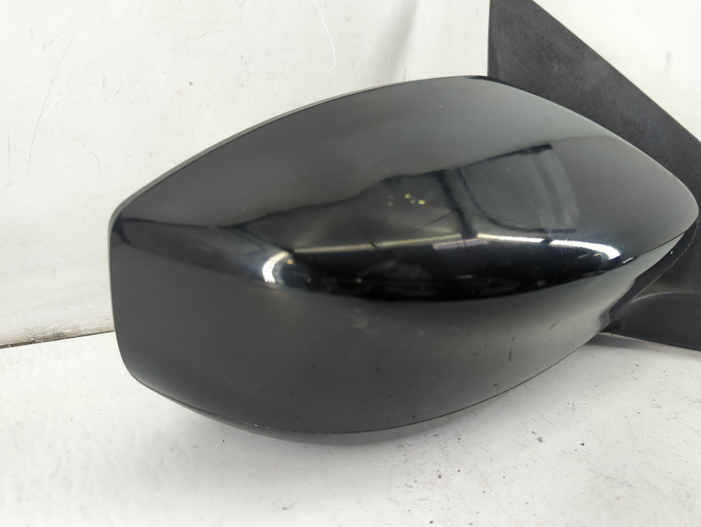 2013-2015 Nissan Sentra Passenger Side View Mirror - Right Door Mirror OEM Used - Oemusedautoparts1.com