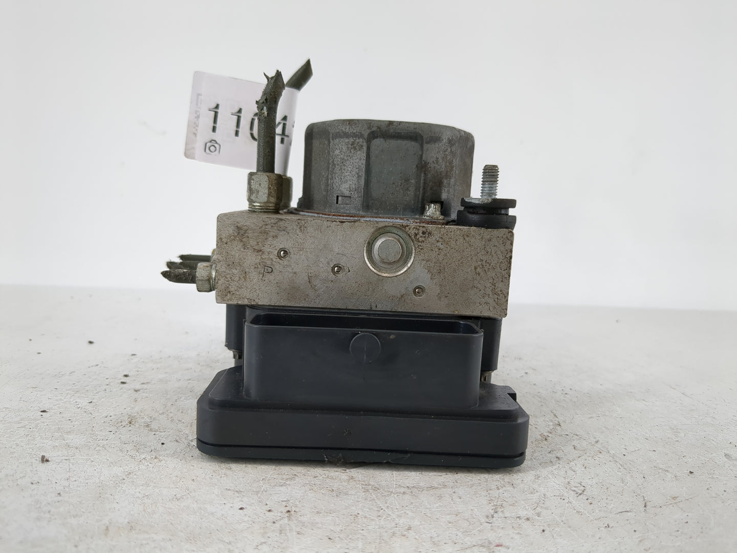 2013-2014 Nissan Sentra ABS Pump Control Module Replacement P/N:47660 3SG0C Fits Fits 2013 2014 OEM Used Auto Parts - Oemuse