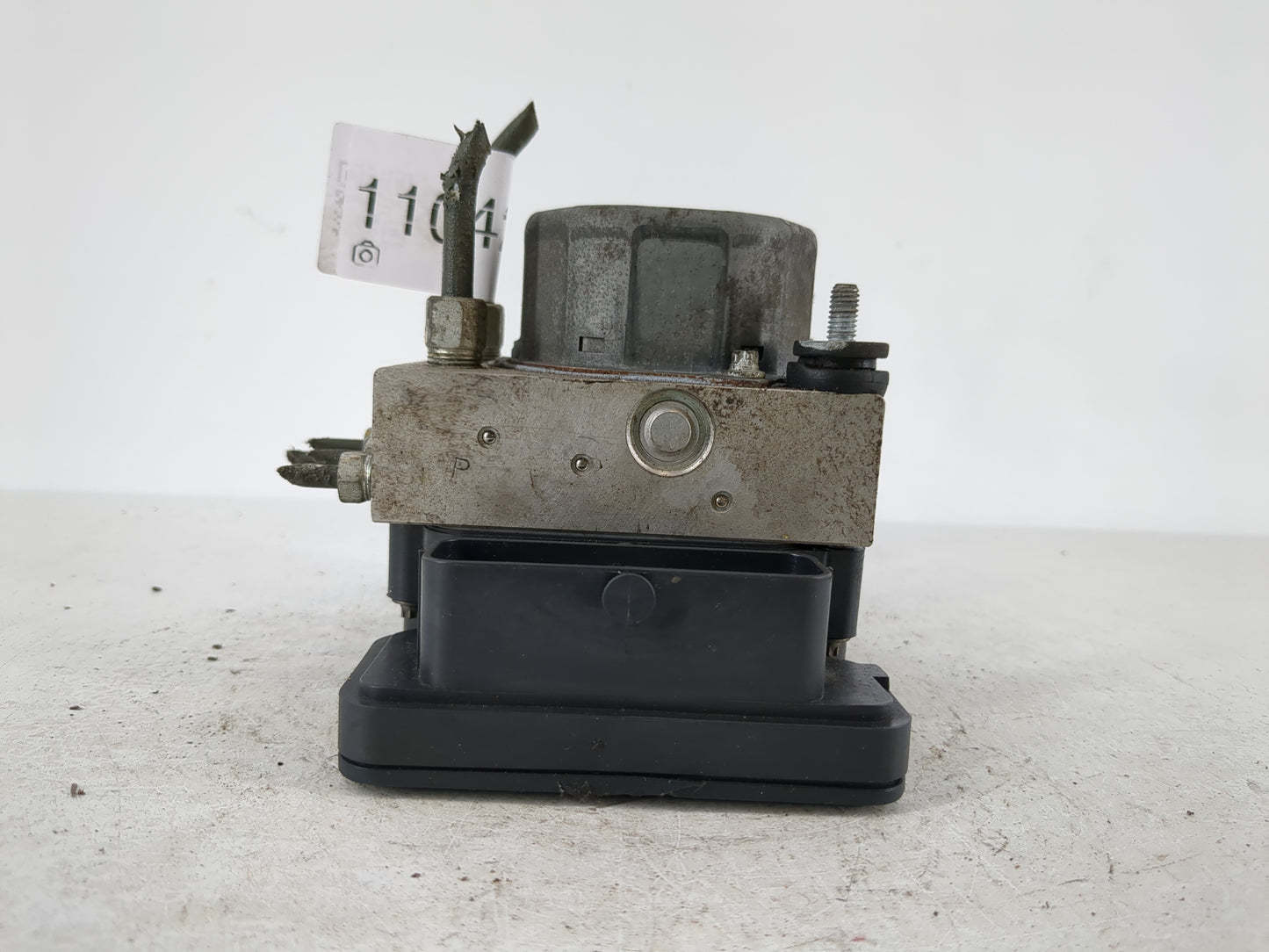 2013-2014 Nissan Sentra ABS Pump Control Module Replacement P/N:47660 3SG0C Fits Fits 2013 2014 OEM Used Auto Parts - Oemuse